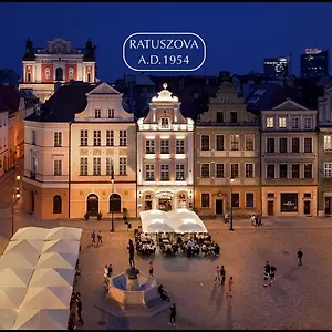  Апартаменты Ratuszova Stary Rynek Old Market Square Premium & Restaurant Ad 1954 Польша
